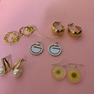 Earrings lot